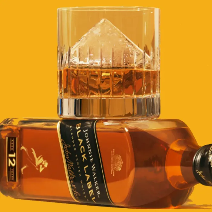 Johnnie Walker Black Label Aged 12 YO Blended Scotch Whisky 2x1L